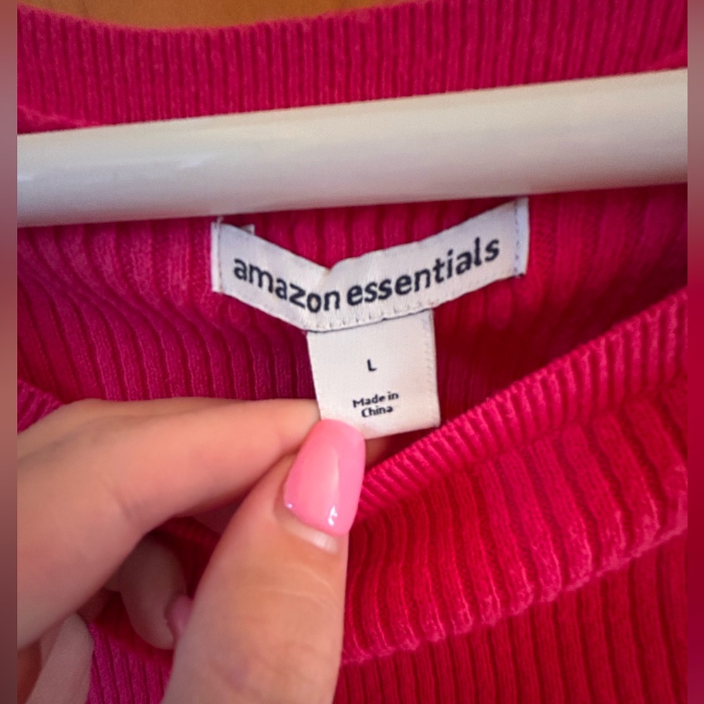 Amazon Essentials Hot Pink Ribbed Top - Picture 3 of 3